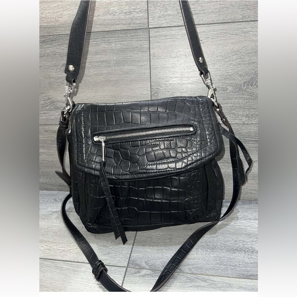 Aimee Kestenberg Leather Shoulder Bag Fifth Avenue Black Croco - Picture 2 of 8